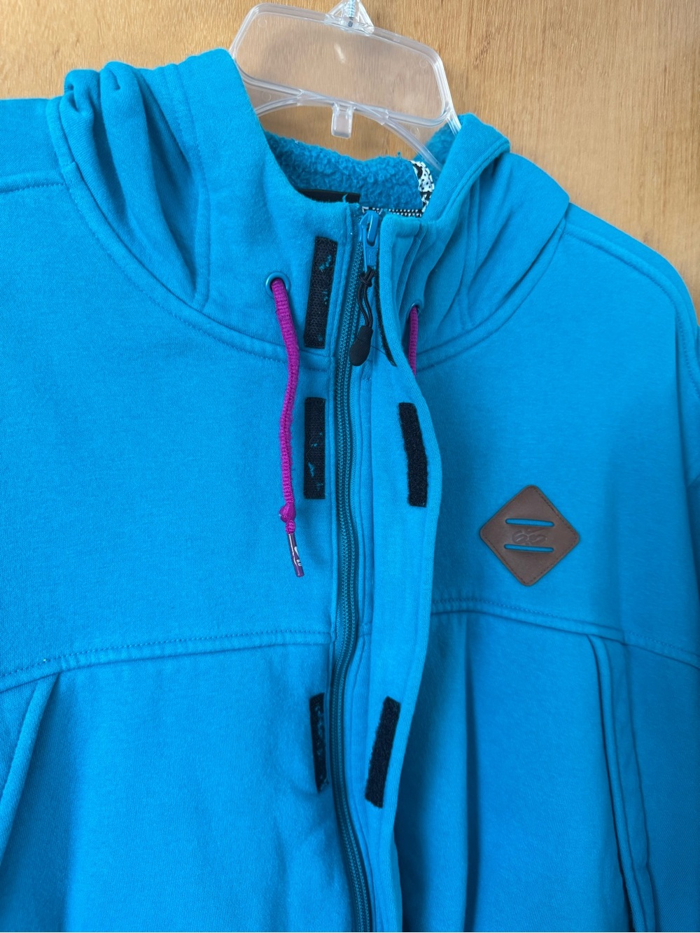 Nike Blue Hooded Full-Zip Sweatshirt with Pink Drawstrings - Picture 4 of 10
